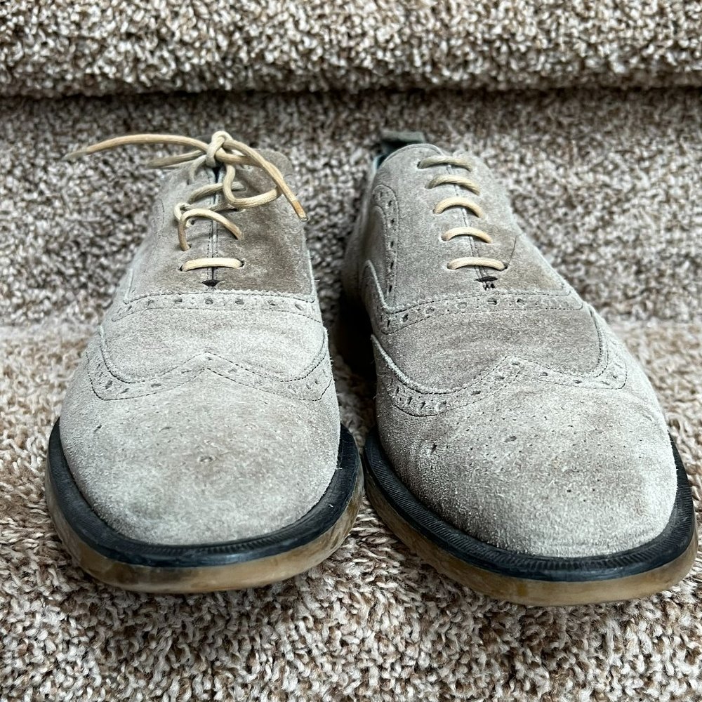 Burberry Men’s  Beige  Suede Oxford Brogues. - Picture 3 of 13